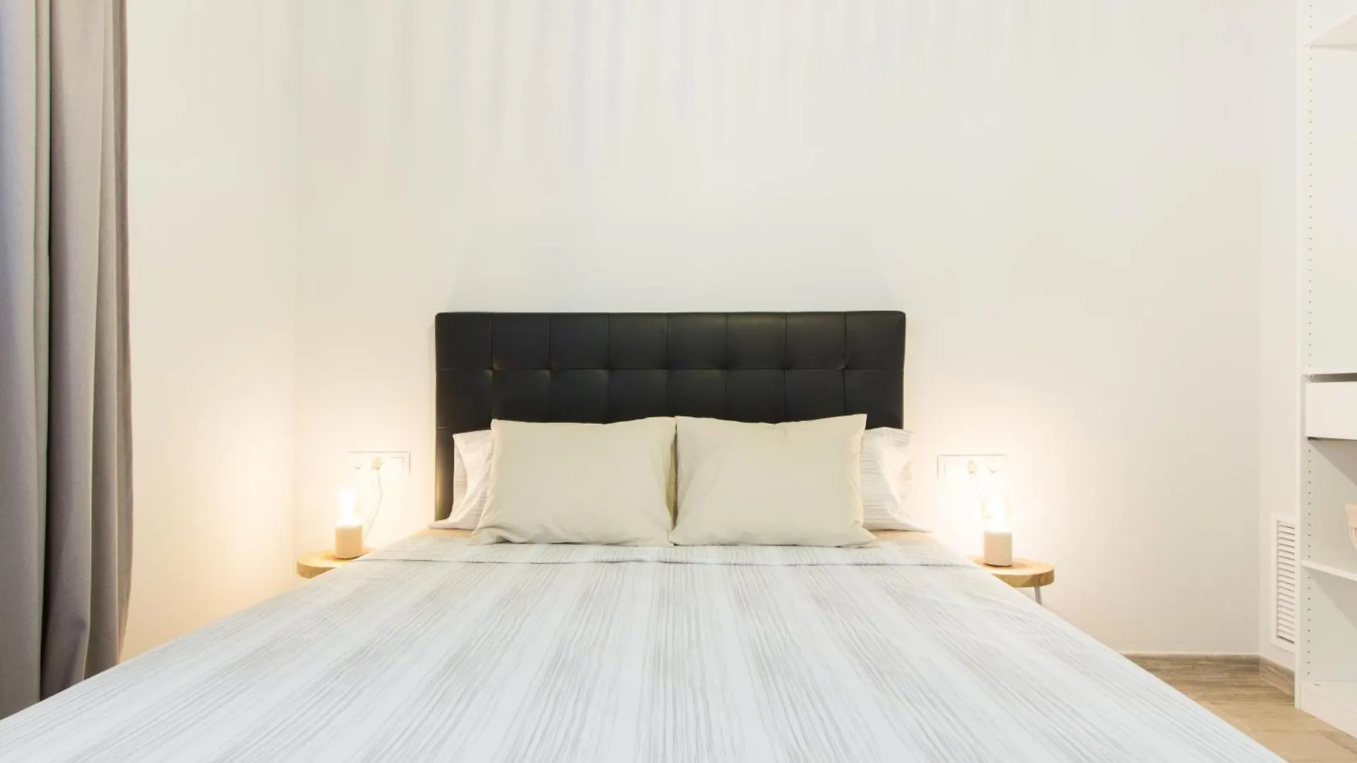 Novus Homes Barcelona Sants דירה